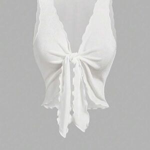 SHEIN Scalloped White Tie Crop Top